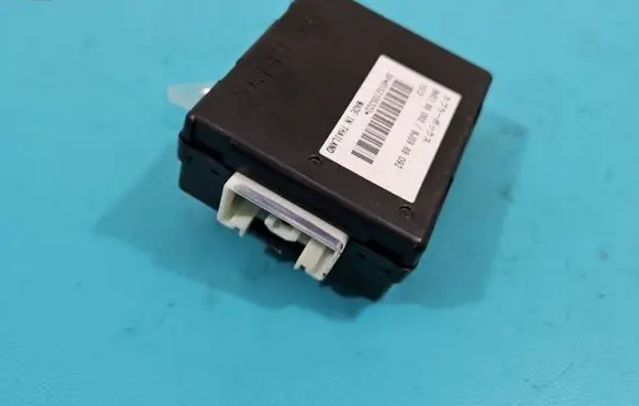 Mazda 3 III Central body control module BJS988092 IMPRK1383363