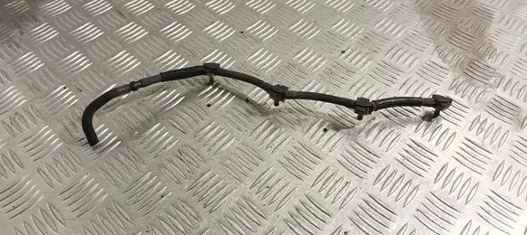Volkswagen PASSAT B8 Fuel return line/hose 04L130235N