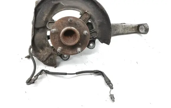 Lexus IS 220D-250-350 Front wheel hub