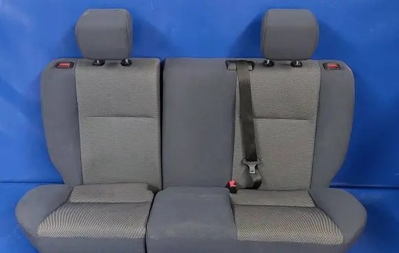 Ford Focus Second row seats 