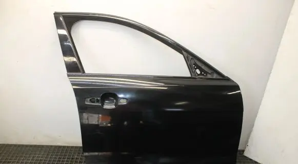 Jaguar F-Pace Front door SANTORINIBLACK