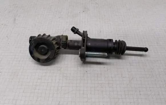 Opel Vectra C Clutch slave cylinder 24412670