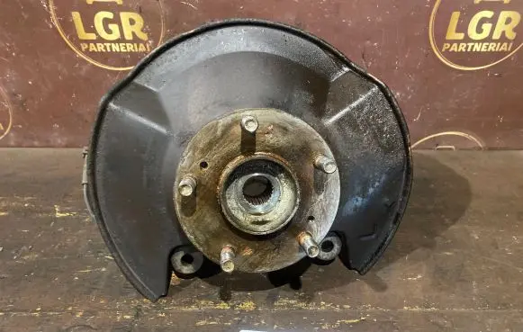 Honda Civic Front wheel hub spindle knuckle