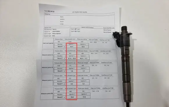 Volvo V60 Fuel injector 31303238