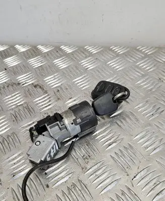 Citroen C4 I Picasso Ignition lock 9663123380