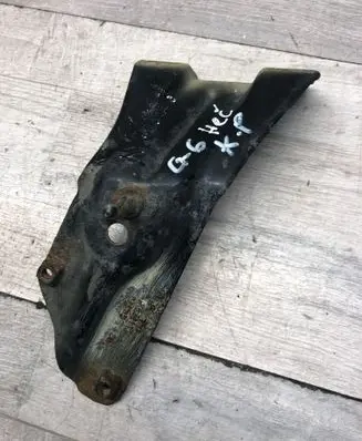Audi A6 C7 Fender mounting bracket 5K6821135A 17709