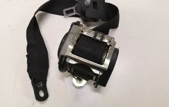 Mercedes-Benz E W211 Front seatbelt 602040400 019R018H