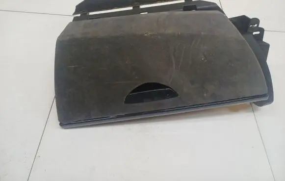 Renault Laguna III Glove box 148592407