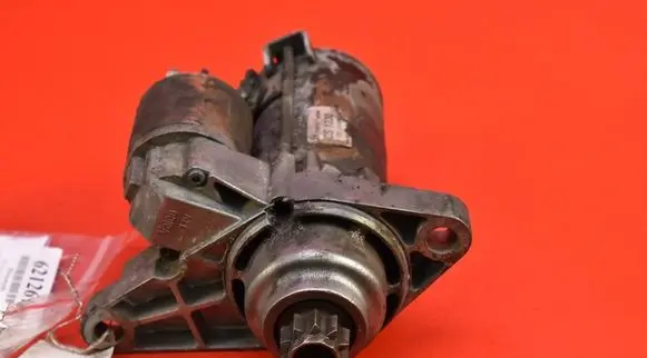 Skoda Fabia Mk2 (5J) Starter motor CS1330