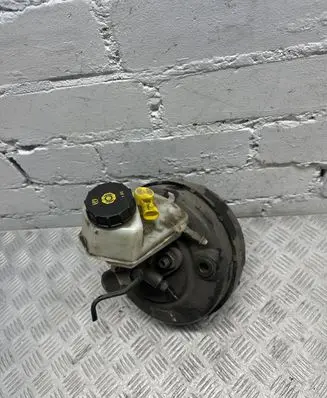 Opel Astra J Brake booster 13338057 03785926354 360573521