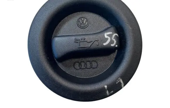Volkswagen I LT Fuel tank filler cap 075103485