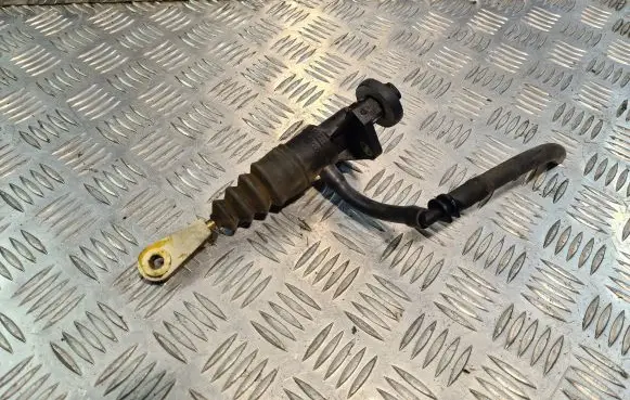Audi A4 S4 B5 8D Clutch slave cylinder 8E1721401