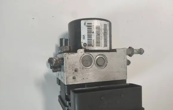 Dodge Nitro ABS Pump P52125462AC 25121204804 00402639C500