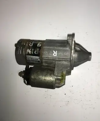 Mitsubishi Pajero Pinin Starter motor M000T81284 MD360368