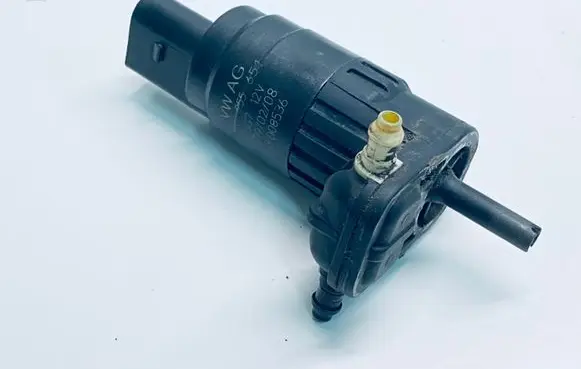 Skoda Superb B6 (3T) Windscreen/windshield washer pump 1K6955651
