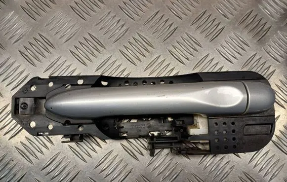 Renault Megane III Front door exterior handle 806070032R