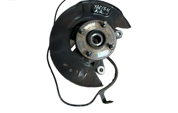 Toyota Yaris Front wheel hub spindle knuckle
