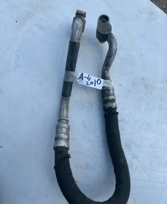 Audi A4 S4 B8 8K Air conditioning (A/C) pipe/hose 8K0260701N