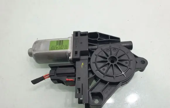 Dodge Durango III Rear door window regulator motor 931402103