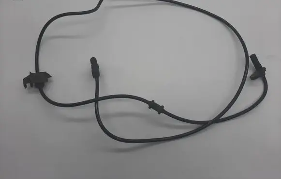 Mercedes-Benz E W211 ABS rear brake sensor A2115403017