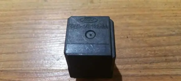 Ford Mondeo Mk III Other relay F0AB14B192AA F0AB-14B192-AA