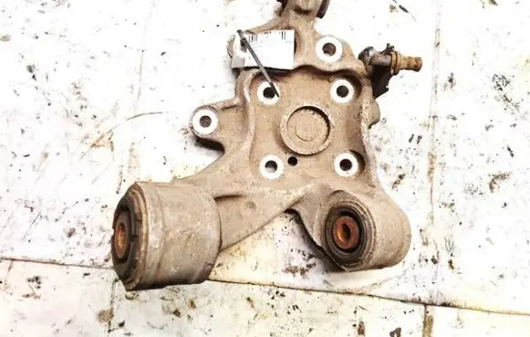 Honda CR-V Rear wheel hub