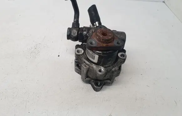 BMW 3 E90 E91 Power steering pump 7692974546