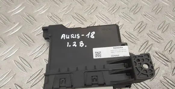 Toyota Auris E180 Climate control unit
