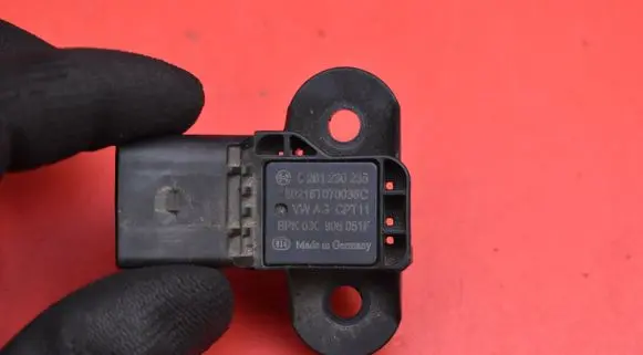 Audi A6 Allroad C5 Sensor 03C906051F