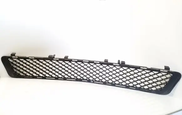 Mercedes-Benz E W212 Front bumper lower grill A2128850523