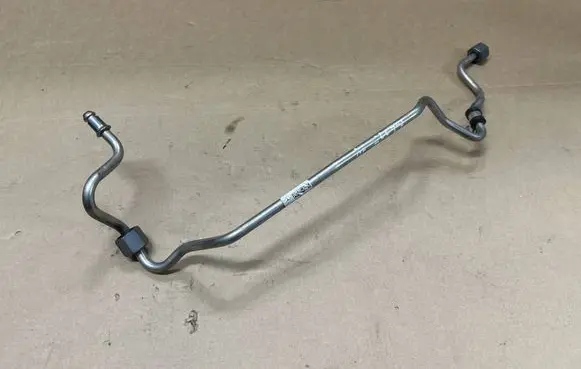 Mercedes-Benz GL X166 Fuel injector supply line/pipe 