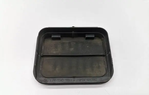 Tesla Model S Fender grill B280B62