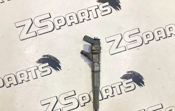 BMW 5 E60 E61 Fuel injector 7794652