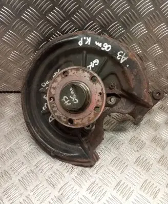 Audi A3 S3 8P Rear wheel hub