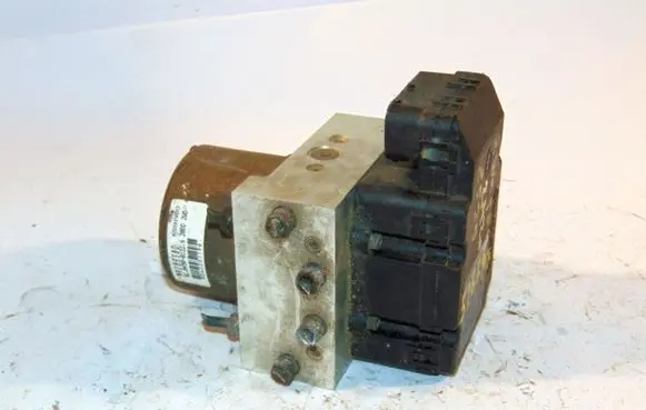 Mitsubishi Space Wagon ABS Pump MR289380 4473008201