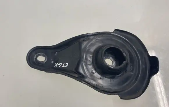 Lexus CT 200H Front coil spring rubber mount 