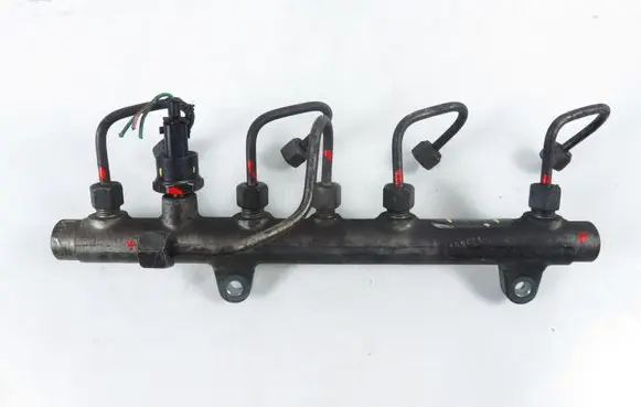 Renault Scenic I Fuel main line pipe 7700111013 0445214015 0281002522