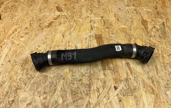BMW 7 G11 G12 Engine coolant pipe/hose 8597749