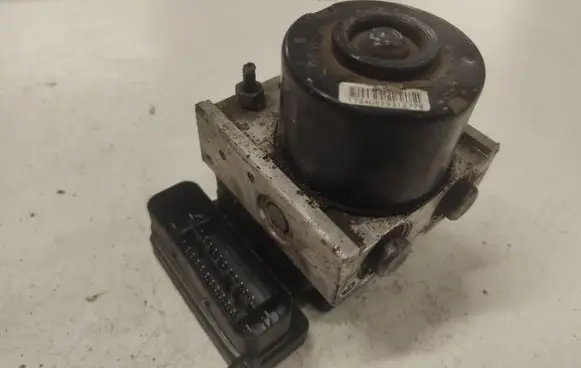 Opel Zafira B ABS Pump 10097005153 00405081E2 6Y37G17U79