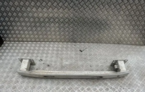 Opel Vivaro Rear beam