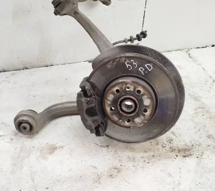 Audi A4 S4 B8 8K Front wheel hub spindle knuckle