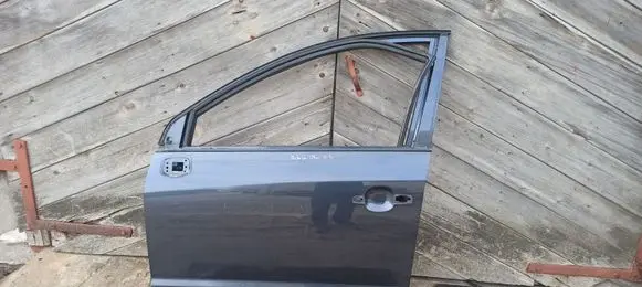 Opel Antara Front door