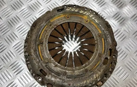 Dodge Avenger Pressure plate 
