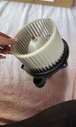 Fiat 500 Heater fan/blower 77366109