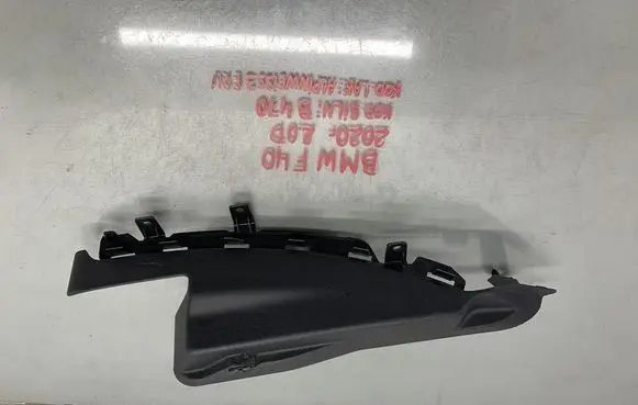 BMW 1 F40 Tie down hook / loop 7448228