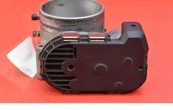 Audi A6 Allroad C5 Throttle body valve 078133062B