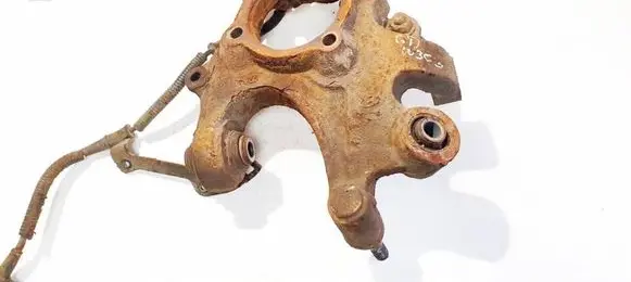 Rear wheel hub