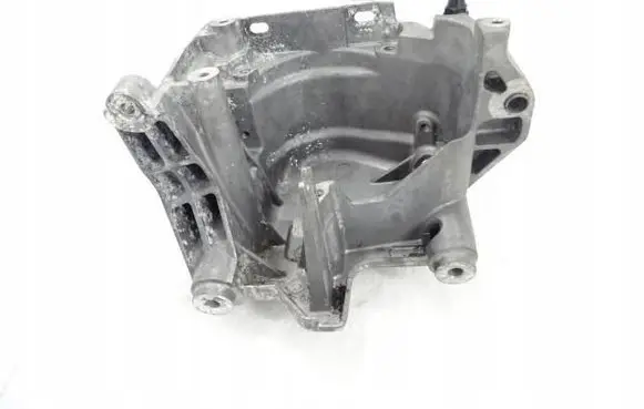 Other engine bay part