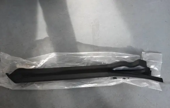 Jaguar E-Pace Rubber seal rear door J9C17849 J0C17840