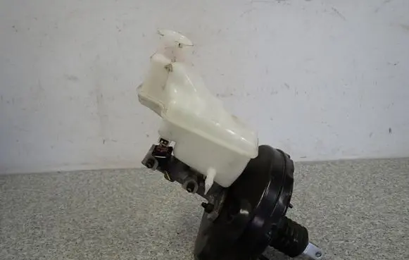 Hyundai i10 Brake booster 58500-0X320